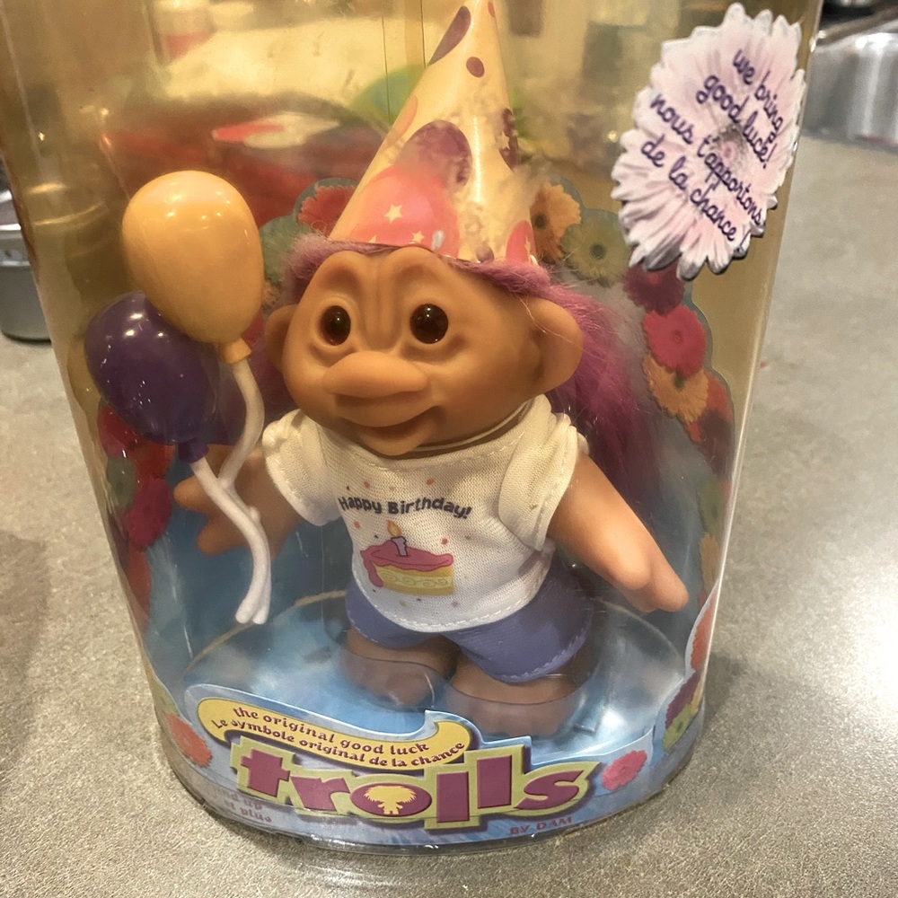 New vintage happy birthday troll doll.